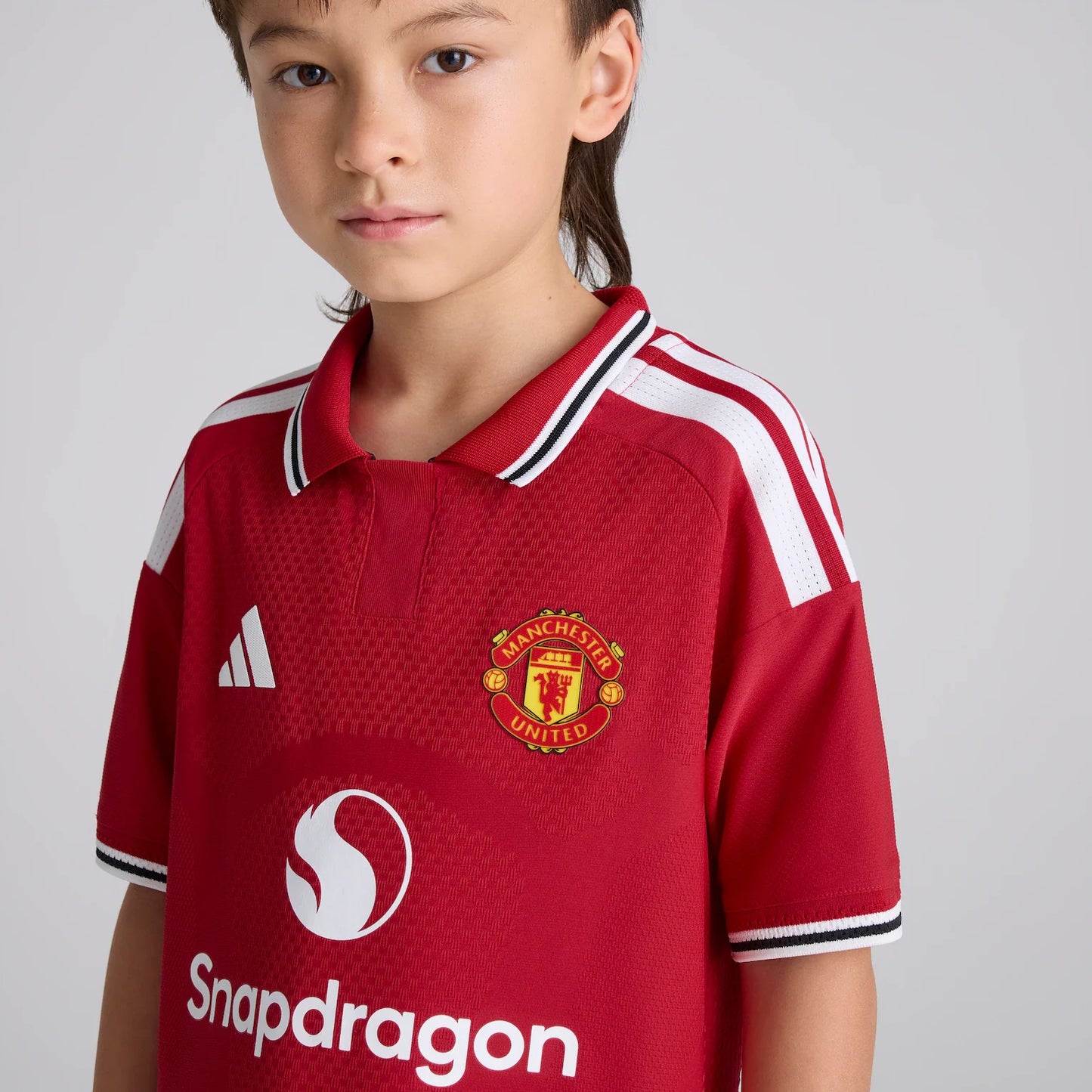 Conjunto Manchester United Primeiro Equipamento 26/27 Criança