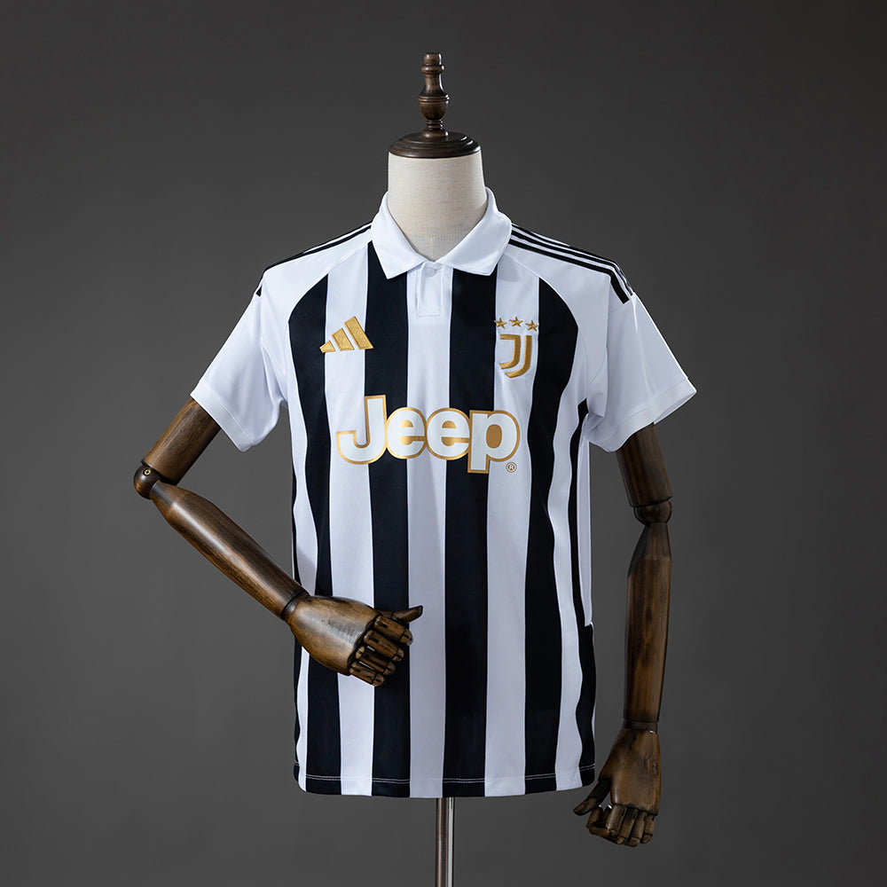 Camisola Juventus Primeiro Equipamento 26/27