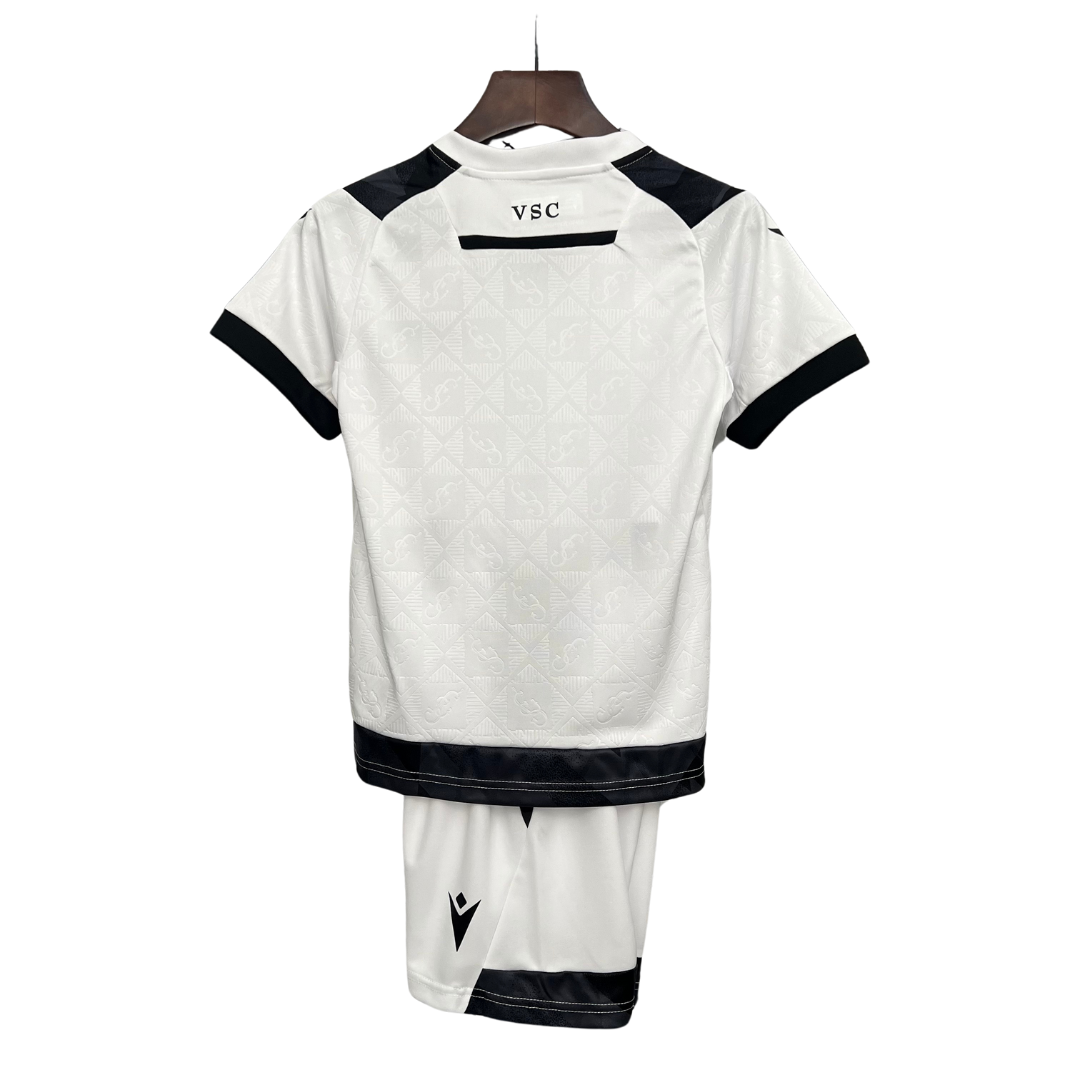 Conjunto Criança Vitória Principal 25/26