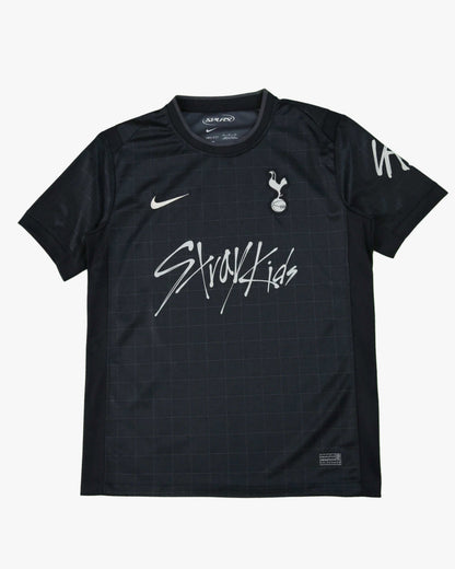 Camisola Tottenham Hotspur X Stray Kids Edição Especial