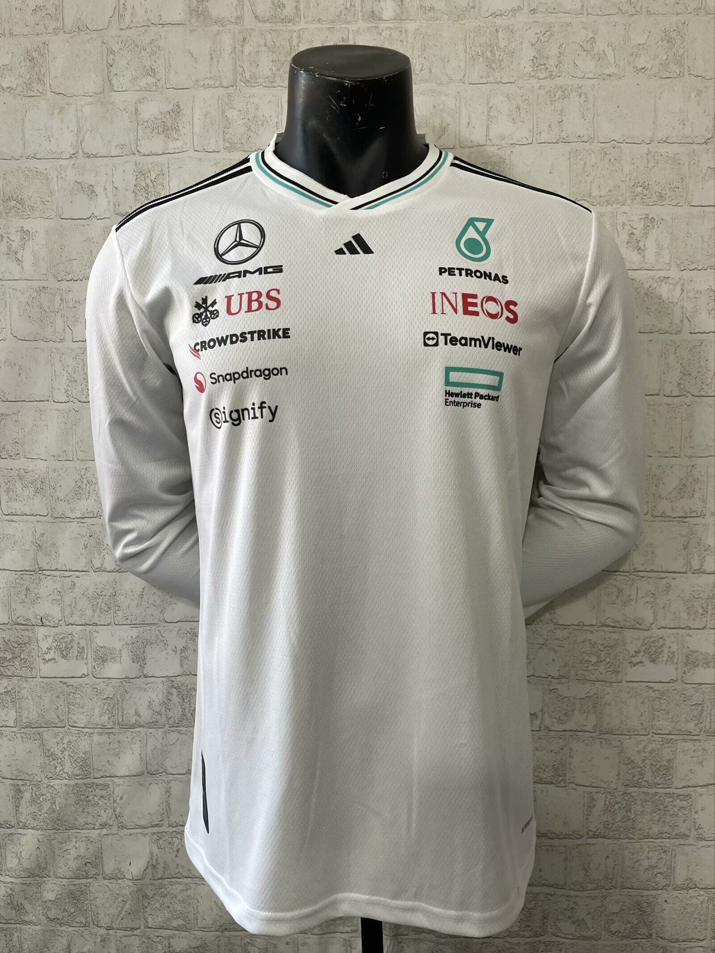 CAMISOLA F1 MERCEDES x ADIDAS 2025 MANGAS LONGAS - BRANCO