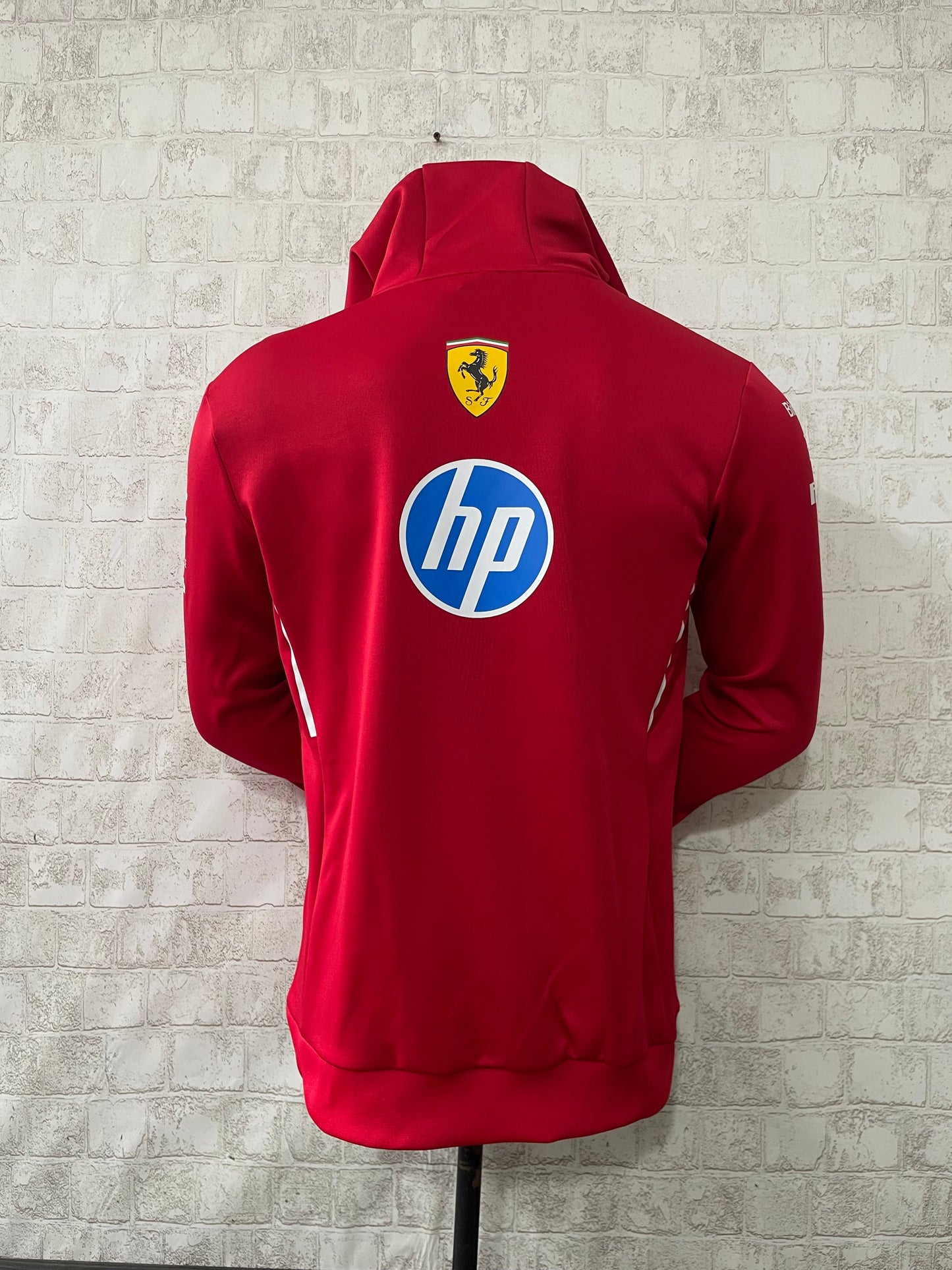 CASACO FORMULA 1 FERRARI 2025 - VERMELHO