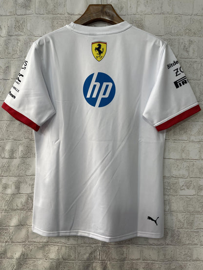 CAMISOLA F1 FERRARI 2025 T-SHIRT - BRANCA