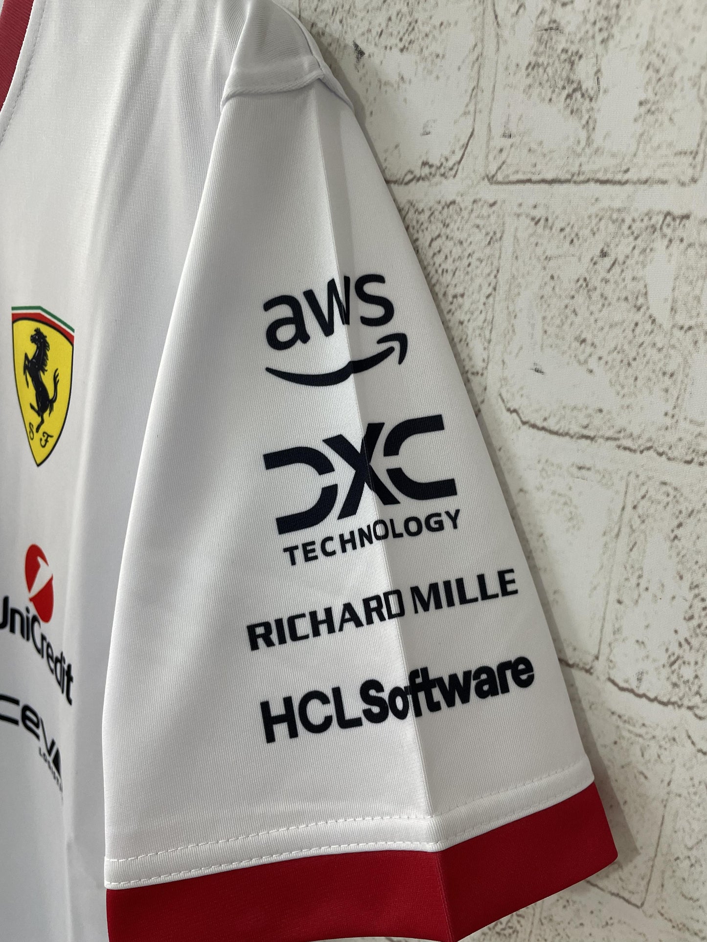 CAMISOLA F1 FERRARI 2025 T-SHIRT - BRANCA