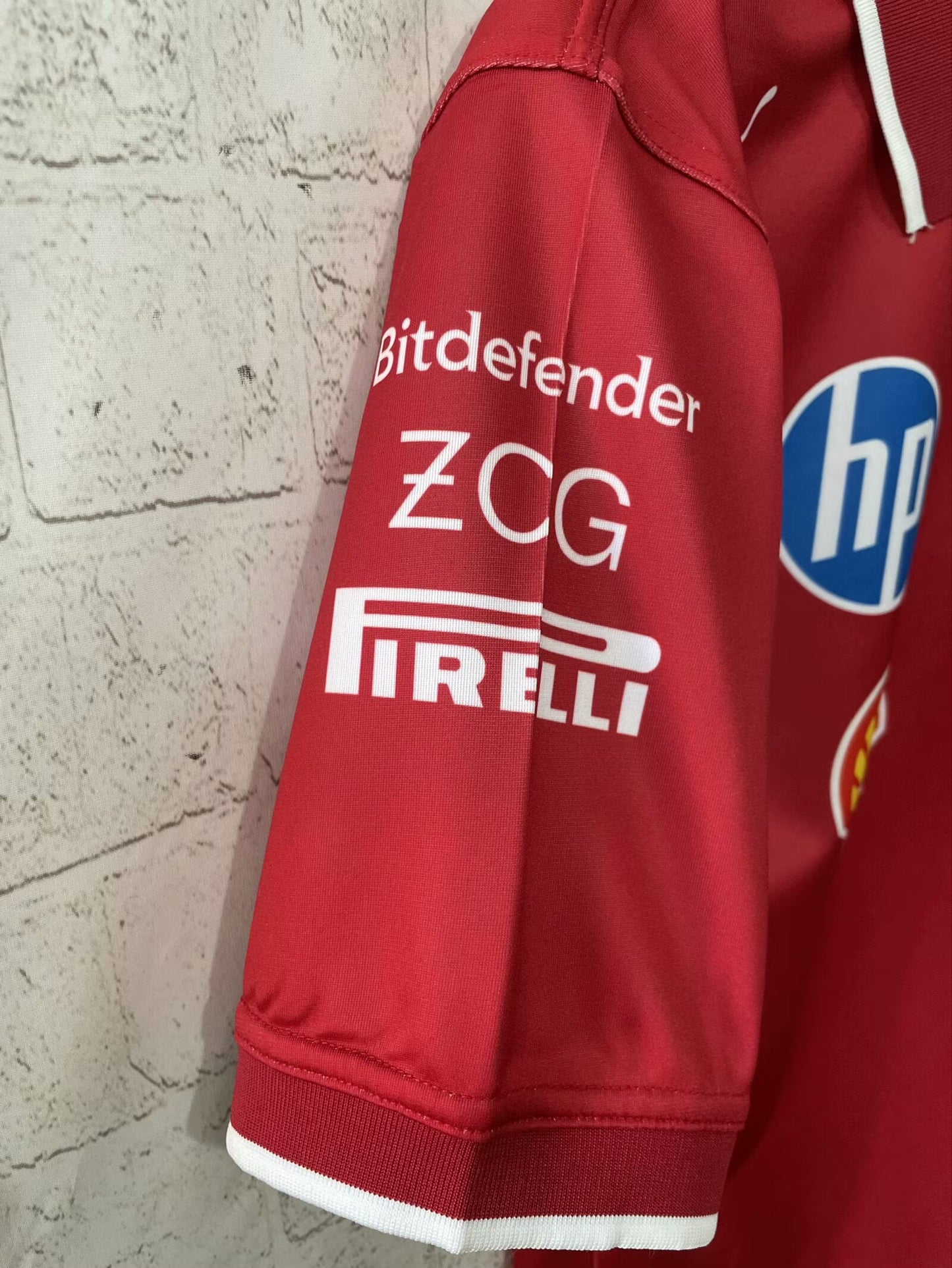 CAMISOLA F1 FERRARI 2025 POLO II - Homem