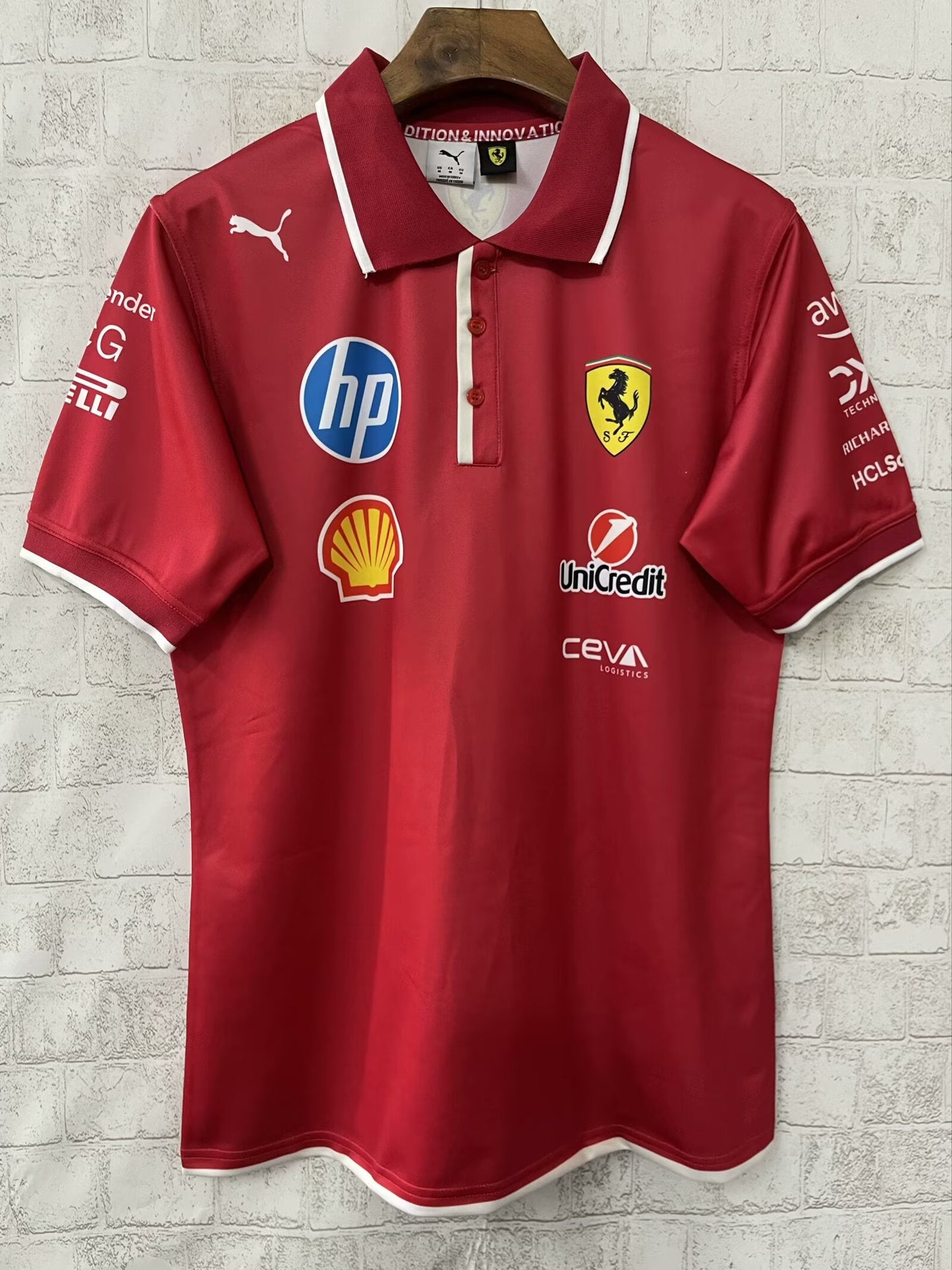 CAMISOLA F1 FERRARI 2025 POLO II - Homem