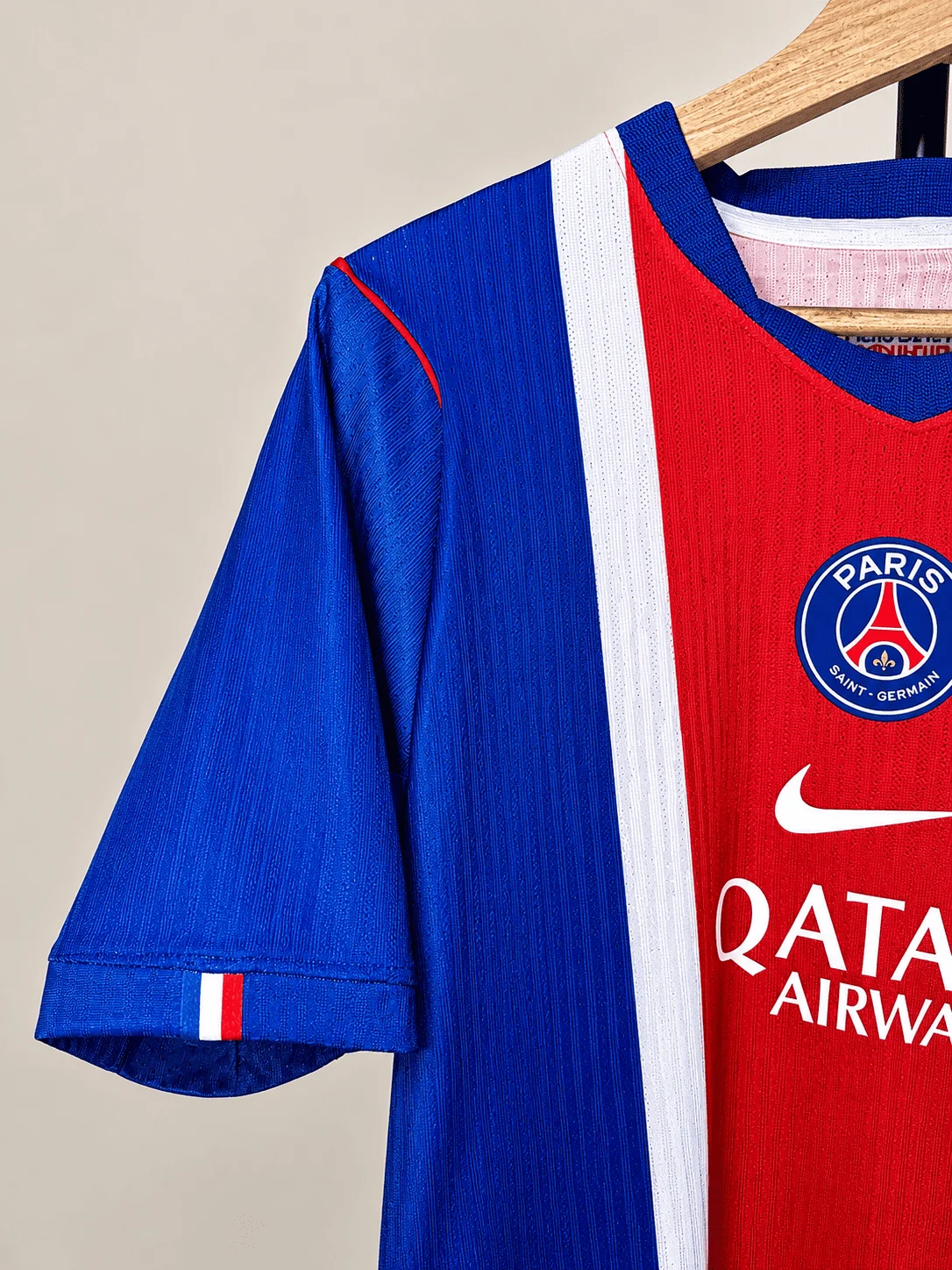 Camisola PSG Principal 26/27 Versão Jogador