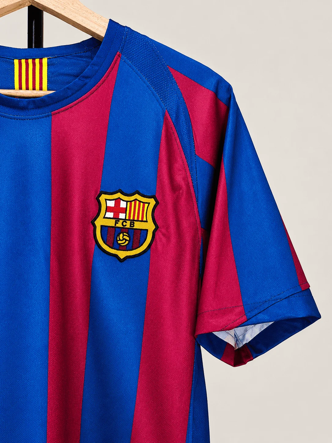 Camisola Barcelona 2005/06 Retro